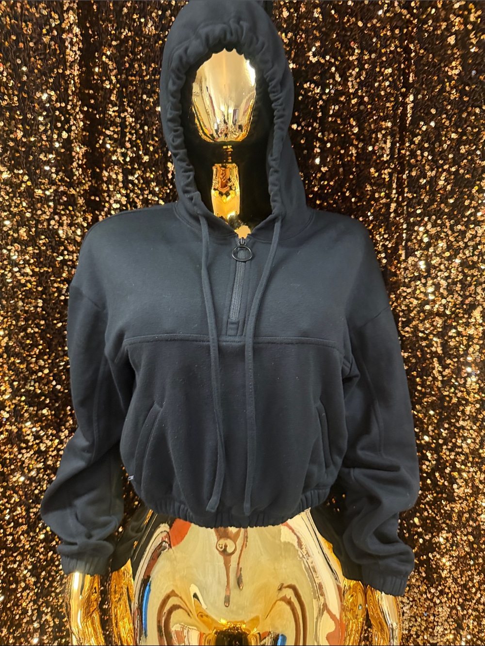 ALO Yoga Black Pullover with Logo Detail